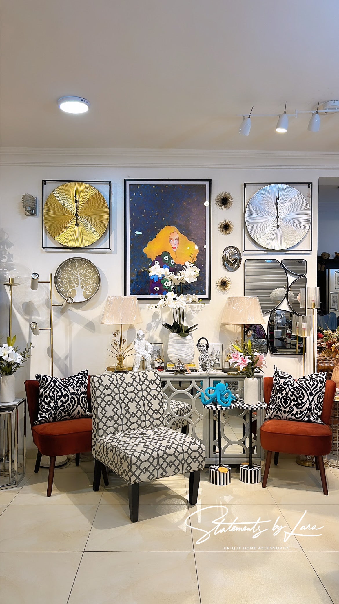Luxe Ribbed Silver Wall Clock